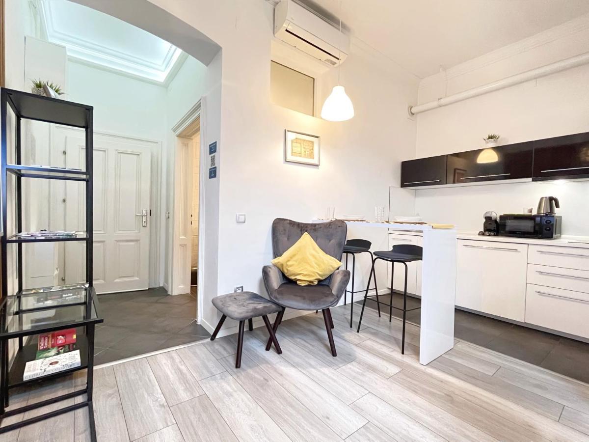 Agape Apartments Загреб Экстерьер фото